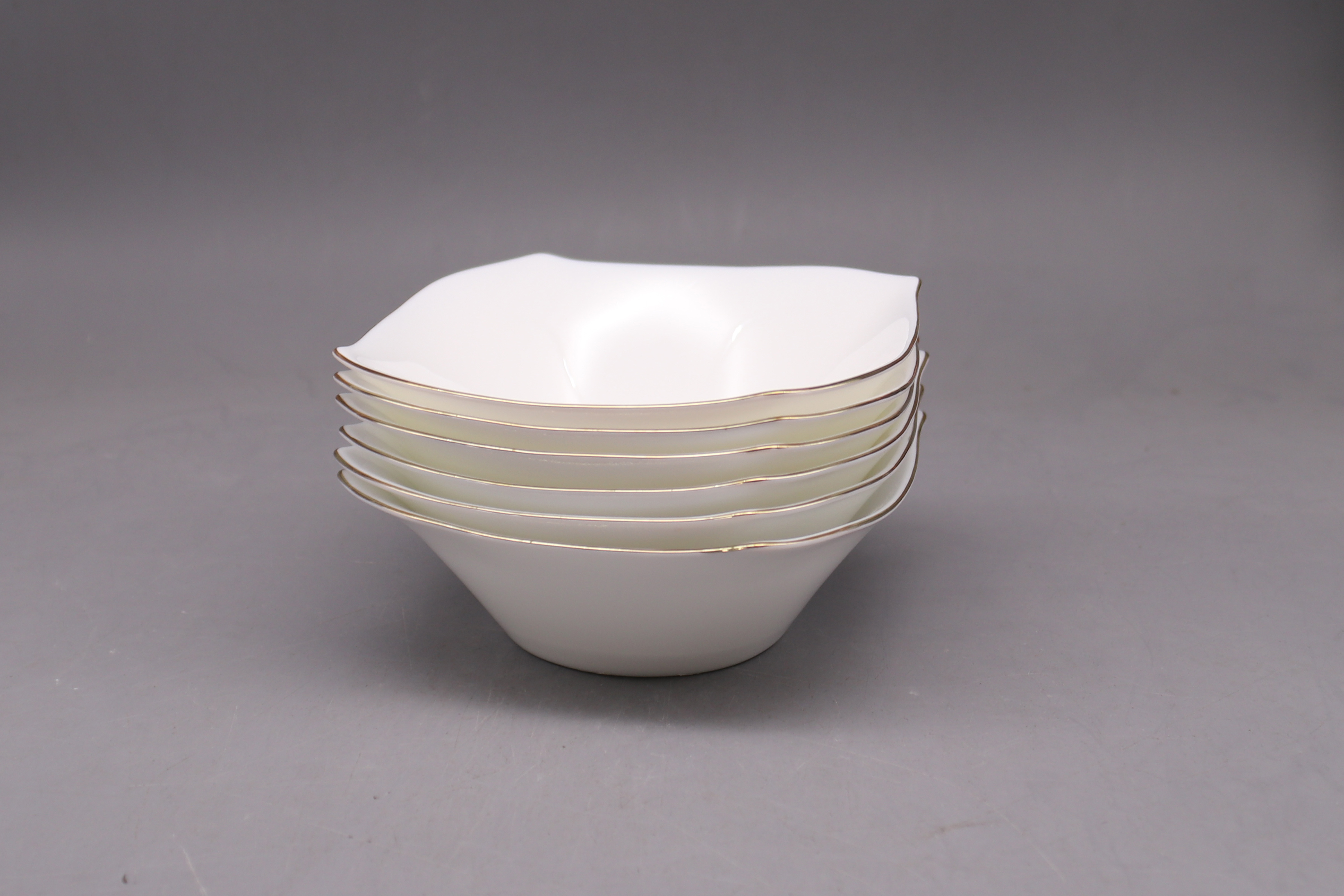 ZÜHREYALDIZ (HİLLAND OPAL ZÜHRE YEMEK TAKIMI 24 PARÇA)