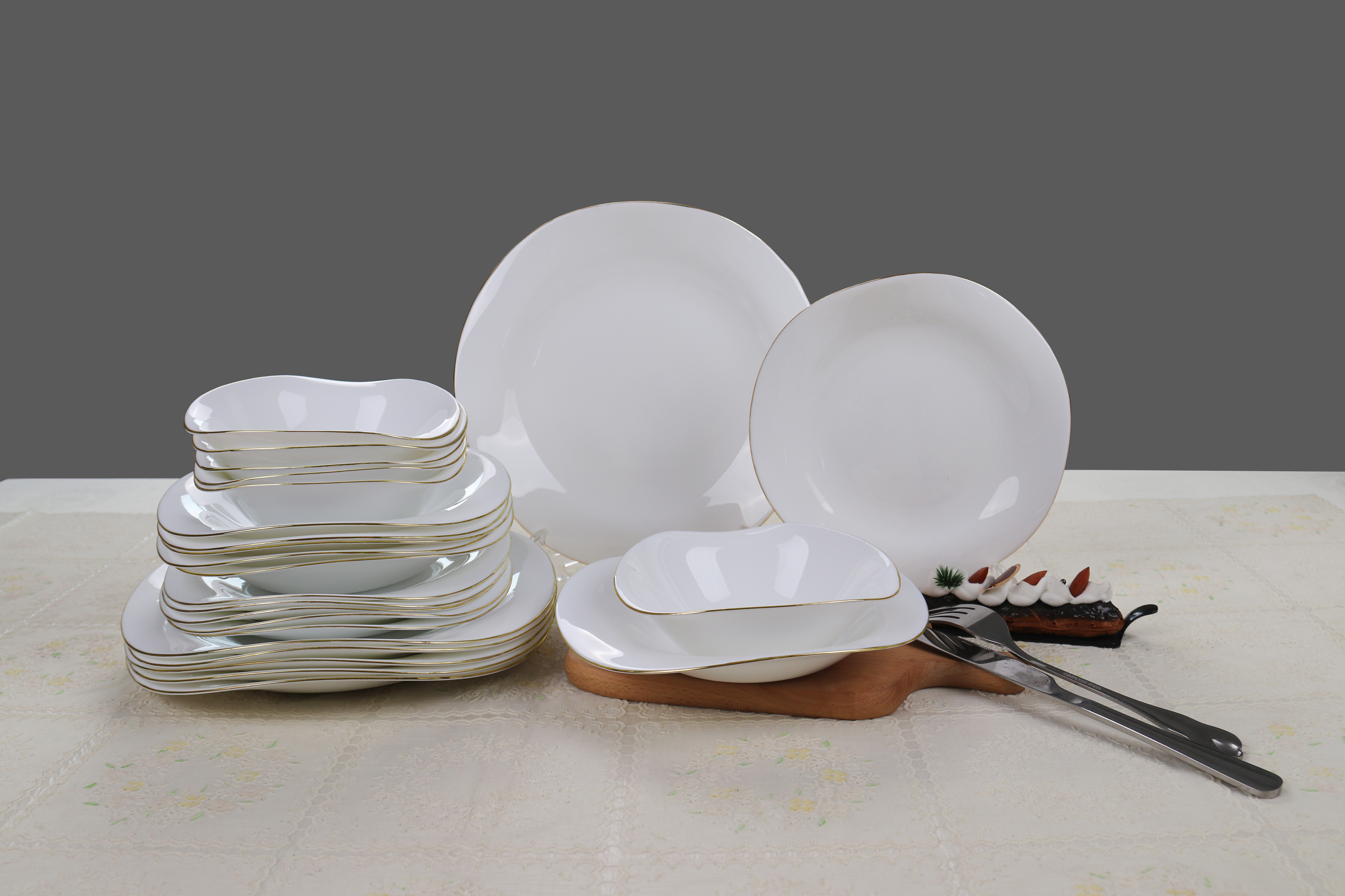 İPEKYALDIZ (HİLLAND OPAL İPEK YEMEK TAKIMI 24 PARÇA)