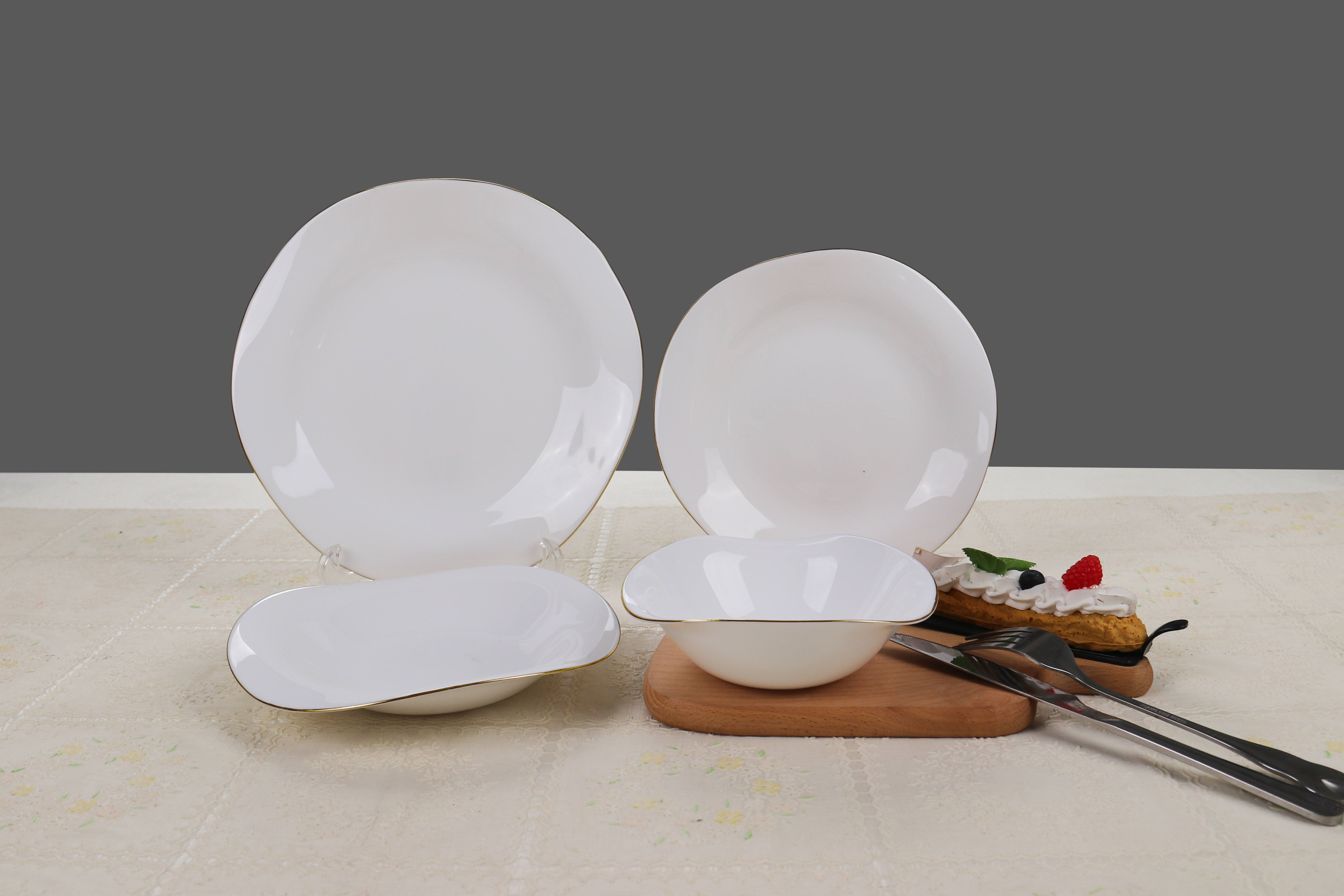 İPEKYALDIZ (HİLLAND OPAL İPEK YEMEK TAKIMI 24 PARÇA)