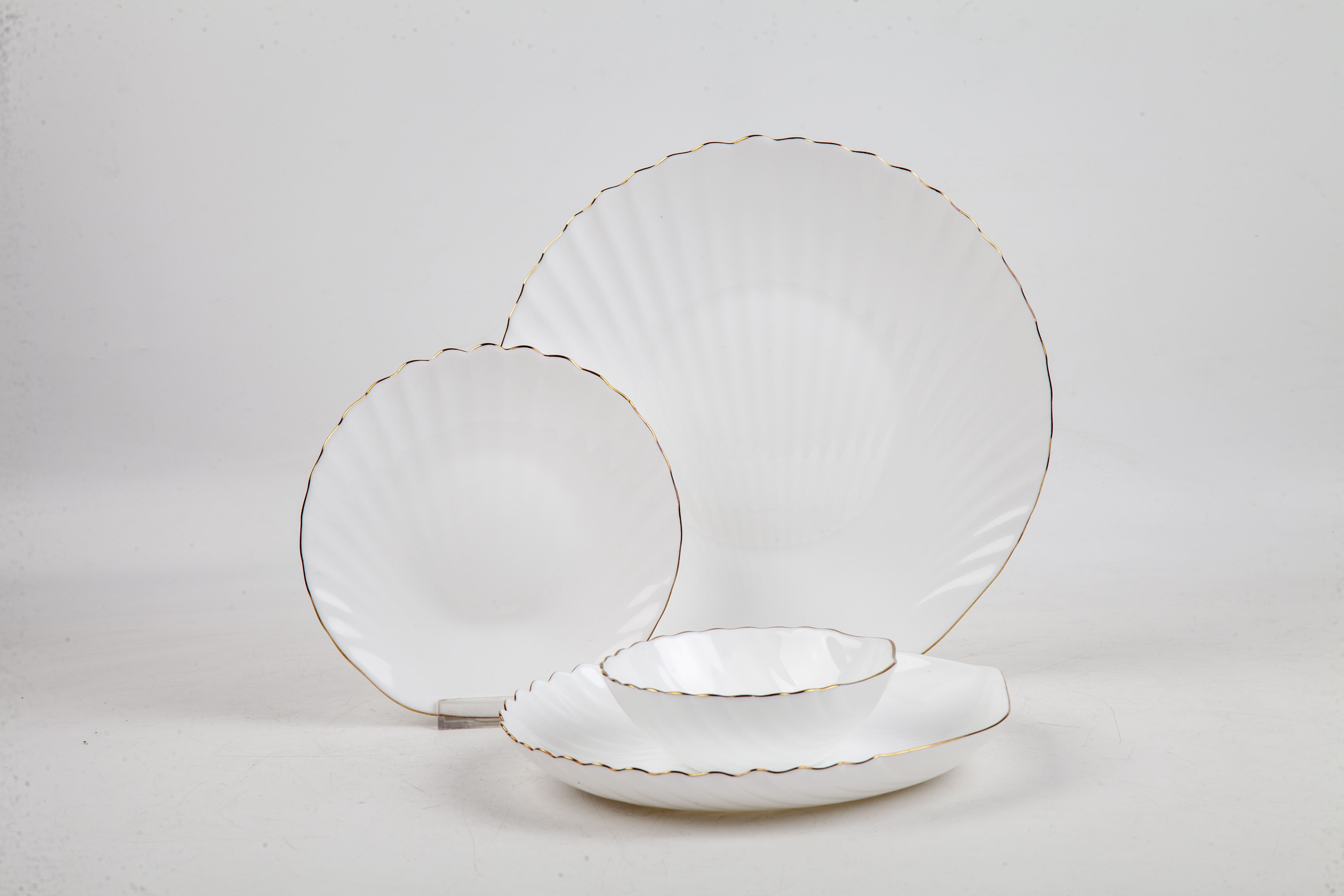 İSTİRİDYEYALDIZ (HİLLAND OPAL İSTİRİDYE YALDIZ YEMEK TAKIMI 24 PRÇ.)