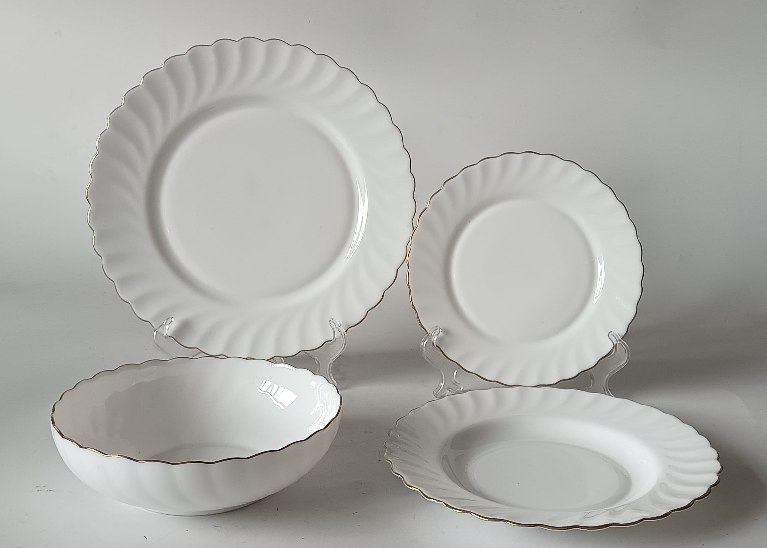 VERAYALDIZ (HİLLAND OPAL VERA YEMEK TAKIMI 24 PARÇA)